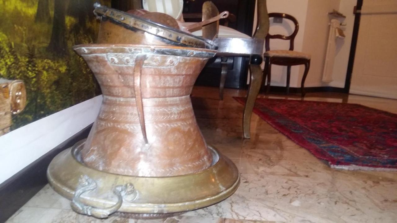 La Martino B&B バレーゼ エクステリア 写真